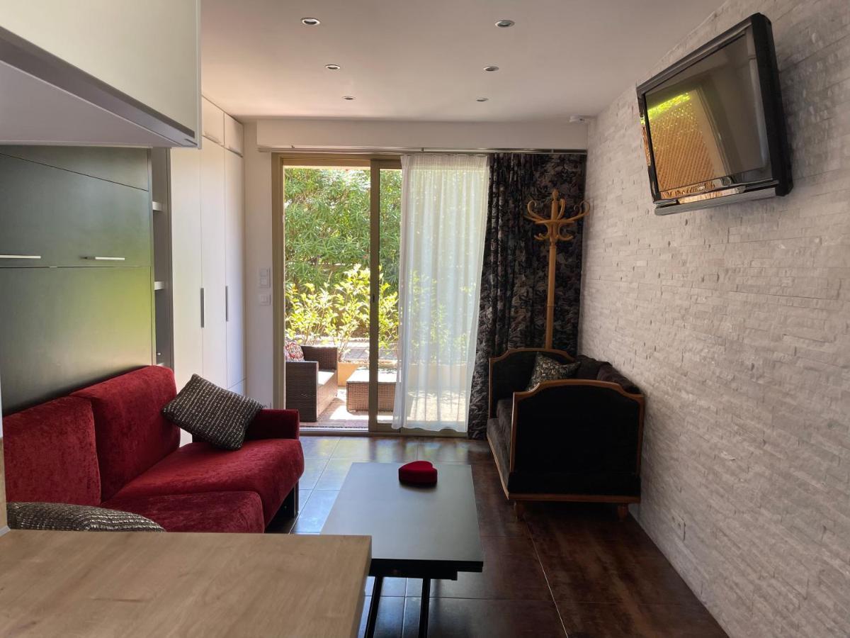 Studio dans résidence privée à 10 mn de cannes Le Cannet Esterno foto
