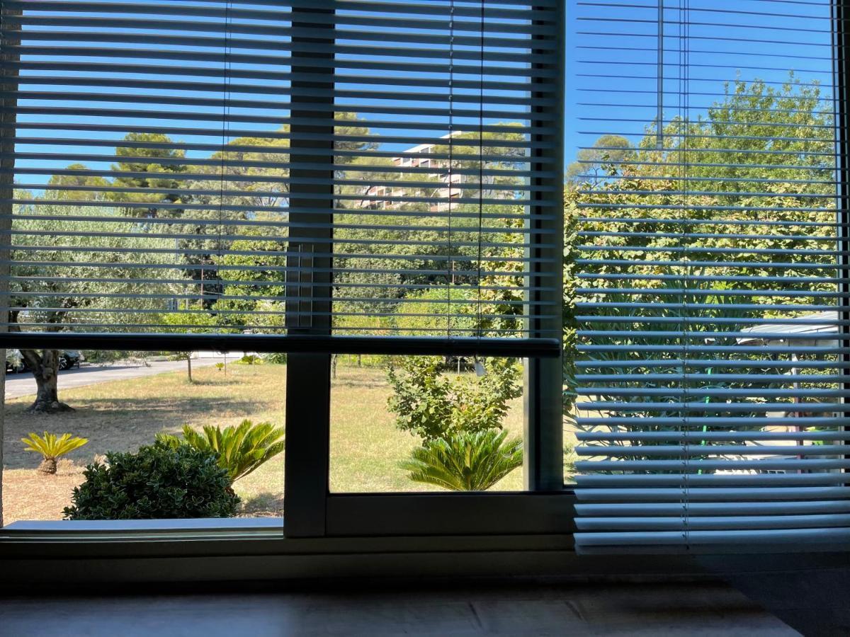 Studio dans résidence privée à 10 mn de cannes Le Cannet Esterno foto